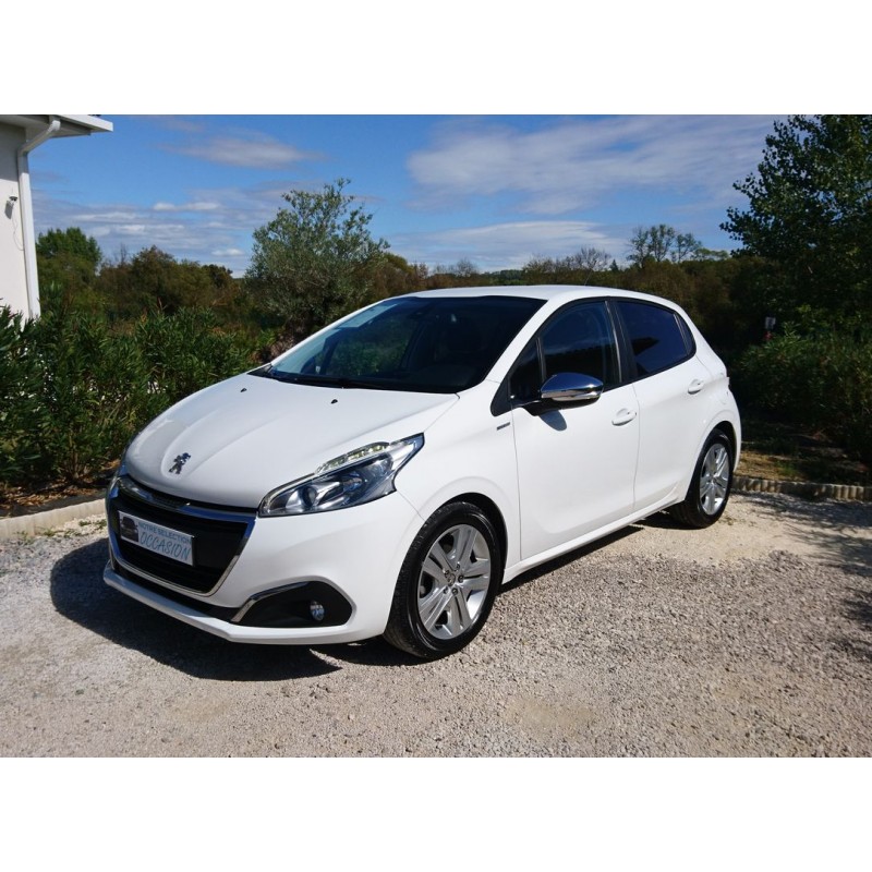 PEUGEOT 208 (2) Style 1.2i Puretech 82CH 5P + GPS